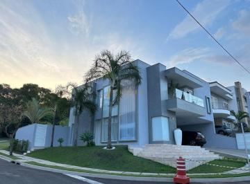Casa · 366m² · 3 Quartos · 4 Vagas · Casa à venda em Sorocaba, Condomínio Villa dos Inglezes, com 3 suítes, com 366 m²