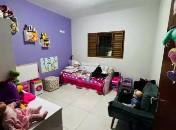 Casa · 90m² · 2 Quartos · 2 Vagas · Casa à venda em Taubaté, Jardim Continental, com 2 quartos, com 90 m²