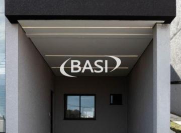 Casa · 110m² · 3 Quartos · 1 Vaga · Sobrado com 3 quartos sendo 1 suite, a venda no Xaxim