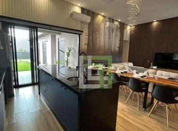 d40ce7c728162d416fc42bfcae1536c86e3099ce · Casa com 3 dormitórios à venda, 208 m² por R$ 2.125.000,00 - Jardim Celeste - Jundiaí/SP