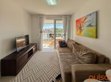Apartamento · 76m² · 2 Quartos · 1 Vaga · Apartamento 2 dormitórios a venda em Jurerê