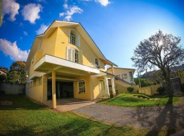 235352_ij6K6Y857pz938yF_235352626d37e29dfe4.jpg · Casa de alto padrão, localizada em bairro nobre da cidade de Garibaldi