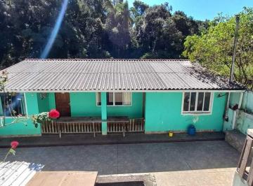 Casa · 120m² · 3 Quartos · 2 Vagas · Casa Alvenaria em Jardim Guarany, Campo Largo/PR