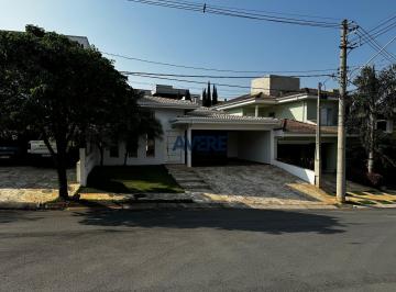 Casa · 180m² · 3 Quartos · 4 Vagas · Condomínio Madre Maria Vilac - Casa térrea no Condomínio Madre Maria Vilac em Valinhos