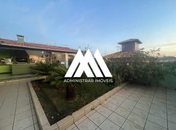 Casa · 420m² · 3 Quartos · 2 Vagas · Vendo casa em Itaúna em excelente localização!
