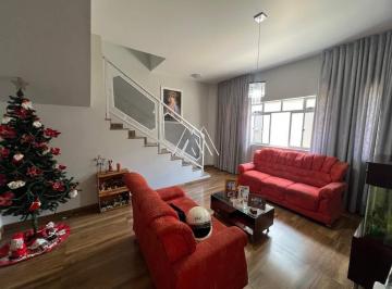 Casa · 350m² · 3 Quartos · 2 Vagas · Vendo casa em Itaúna com 02 pavimentos com área gourmet e sauna elétrica em ótima localização