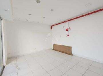 Comercial · 25m² · Alugo loja comercial em Itaúna com excelente localização!
