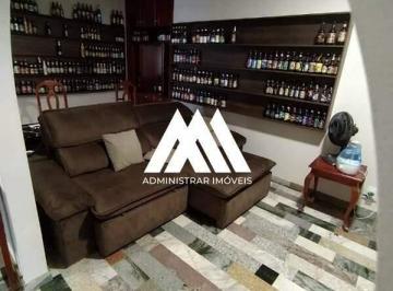 Casa · 500m² · 3 Quartos · Vendo casa em Itaúna com 03 quartos e área gourmet em ótima localização