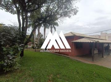 Casa · 2236m² · 5 Quartos · 1 Vaga · Vendo excelente casa em Itaúna em excelente localização!