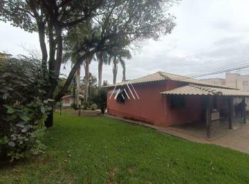 Casa · 2236m² · 5 Quartos · 1 Vaga · Vendo excelente casa em Itaúna em excelente localização!