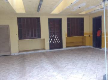 Casa · 340m² · 6 Quartos · 2 Vagas · Vendo casa em Itaúna em excelente localização na região central!