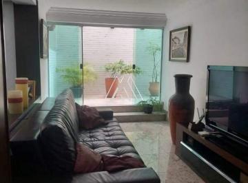 Apartamento · 216m² · 3 Quartos · 2 Vagas · Vendo apartamento em Itaúna com 03 quartos sendo planejado e 02 vaga e área privativa em ótima local
