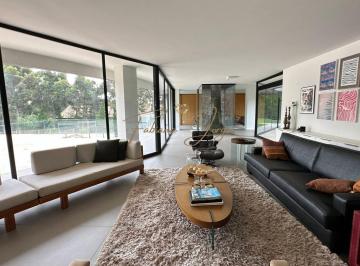 Casa · 900m² · 5 Quartos · 8 Vagas · Casa Térrea à Venda em Condomínio de Altíssimo Padrão – Valinhos/SP