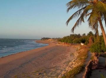 Terreno , Amontada · Área Frente Mar para Empreendimento Turístico 80 m X 600 metros / 48.000 m²
