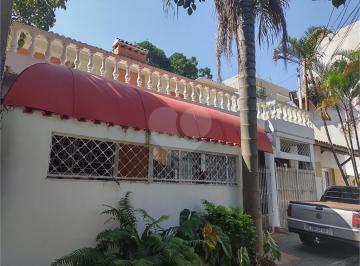 Casa · 239m² · 5 Quartos · 2 Vagas · Casa de vila com 5 quartos à venda em Santo amaro - SP
