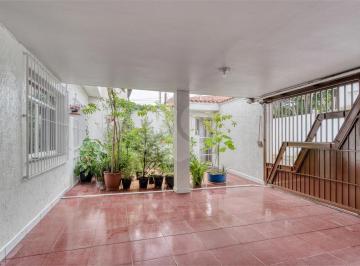 Casa · 250m² · 3 Quartos · 2 Vagas · Casa com 3 quartos à venda em Jardim caravelas - SP