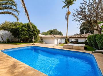 Imagem Principal · Casa térrea com 4 quartos( sendo 2 suítes | 1 master ), área gourmet, piscina, 5 vagas no Bolsão de