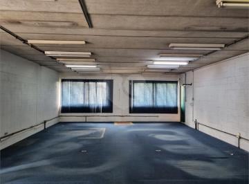 Comercial · 1082m² · Prédio inteiro à venda em Várzea de baixo - SP