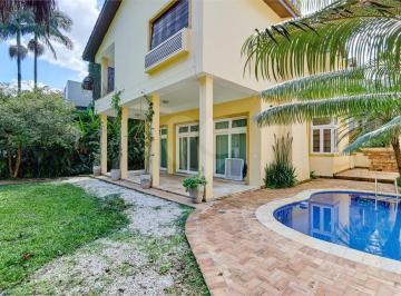 Casa · 495m² · 6 Quartos · 2 Vagas · Casa de vila com 6 quartos à venda em Granja julieta - SP