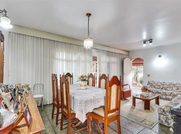 Imagem Principal · Casa térrea com 4 quartos 2 vagas 290m²v a.t. á venda em Jardim Prudência, São Paulo