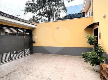 Imagem Principal · Sobrado à venda com 3 quartos, sendo 1 suíte, em Campo Grande, São Paulo