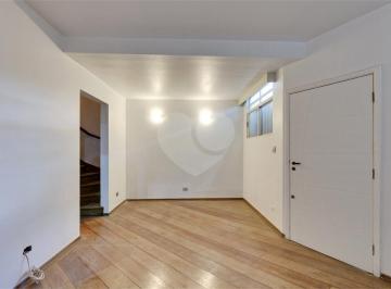 Casa · 138m² · 3 Quartos · 2 Vagas · Sobrado com 3 quartos à venda em Santo amaro - SP