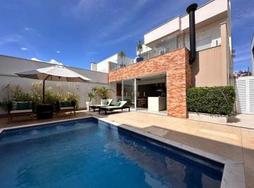 Casa · 300m² · 3 Quartos · 4 Vagas · Casa à venda em Sorocaba, Condomínio Renaissance, com 3 suítes, com 300 m²