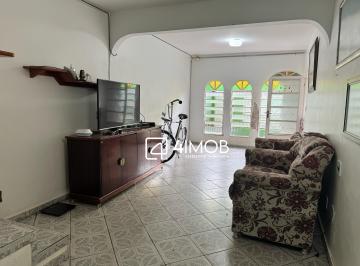 Casa de 6 quartos, Brasília · CASA GUARÁ- QE 42 COM TRÊS PAVIMENTOS ORIGINAL PARA REFORMA!