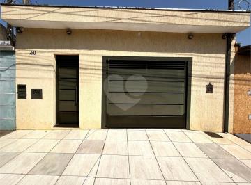 Casa · 61m² · 2 Quartos · 2 Vagas · Casa com 2 quartos à venda em Parque Dos Flamboyans - SP