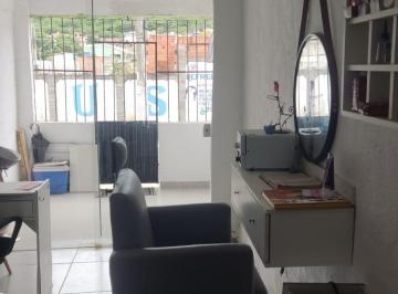 Casa de 2 quartos, Cabo Frio · Casa e loja - à venda R. Samuel Bessa - Cabo Frio
