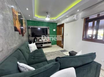 Casa · 154m² · 3 Quartos · 2 Vagas · Casa em Condomínio à venda, 3 quartos, 1 suíte, 2 vagas, Quiririm - Taubaté/SP