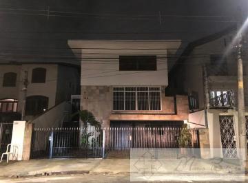 Casa · 260m² · 3 Quartos · 3 Vagas · Espetacular sobrado com piscina aquecida e churrasqueira