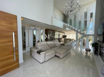Casa · 377m² · 4 Quartos · 2 Vagas · Casa com 04 suítes no Reserva das Águas em Torres RS