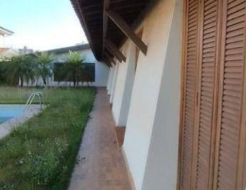 2742fe625240a51cbc841d7ee7fb33cbfc118f57 · Casa Comercial ideal para clinicas prox. a Av Getúlio Vargas