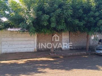 000862640e05a81804857684da0236239213832c · Casa com 2 dormitórios à venda, 85 m² por R$ 255.000,00 - Araporã  - Araporã/MG