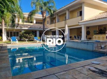 Casa · 1000m² · 4 Quartos · 1 Vaga · Casa Duplex na Barra da Tijuca à Venda