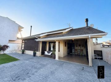 Casa · 150m² · 3 Quartos · 1 Vaga · Casa em Garopaba