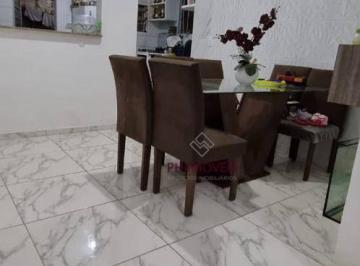 1f656763bc1a047b5f29d1b0b67d422e0f43ff23 · Casa duplex com 3 quartos localizado no Cleto.