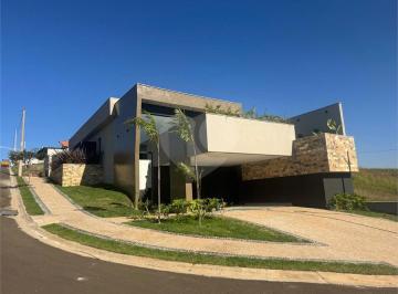 Casa · 185m² · 3 Quartos · 4 Vagas · Condomínio com 3 quartos à venda em Campestre - SP