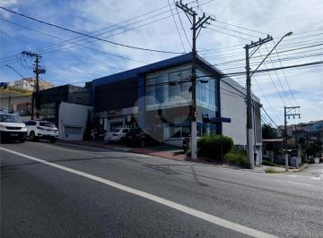 Comercial , São Paulo · Prédio Comercial para Alugar na Avenida Água Fria – Esquina Alta Visibilidade