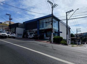 Comercial , São Paulo · Prédio Comercial para Alugar na Avenida Água Fria – Esquina Alta Visibilidade