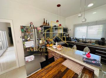 Casa · 320m² · 3 Quartos · 3 Vagas · Casa térrea, 3 Dormitórios ( 3 suítes), 3 vagas, Altos da Serra VI, Sjc.