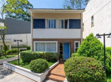 Casa · 274m² · 4 Quartos · 3 Vagas · Casa no condomínio New England Condominium para venda com 4 quartos, sendo 2 suítes, 274m²
