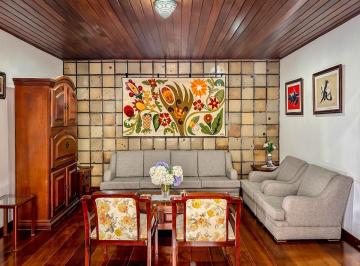 Casa · 420m² · 4 Quartos · 2 Vagas · Casa de vila para venda com 4 quartos, sendo 1 suíte, 420m²