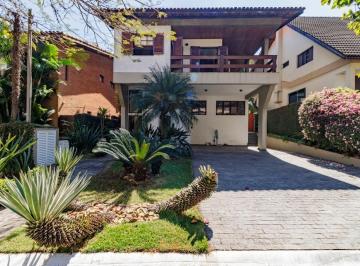 Casa · 285m² · 4 Quartos · 4 Vagas · Casa em condomínio para venda com 4 quartos, sendo 2 suítes, 285m²