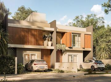 Casa · 145m² · 3 Quartos · 1 Vaga · Casa Sobrado próximo ao mar em Capão da Canoa