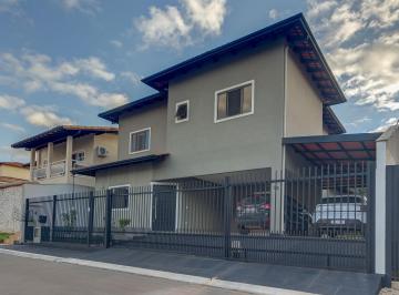 Casa , Brasília · Casa belíssima,4 suítes, Jardim das Paineiras, habite se,escriturada!61991246747