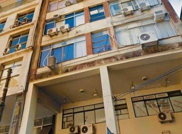 Comercial · 44m² · VENDE EXCELENTE CONJUNTO COMERCIAL NO CORAÇÃO DO CENTRO HISTÓRICO
