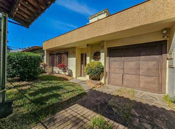 Casa · 119m² · 3 Quartos · 2 Vagas · Casa Térrea 3 dormitórios - Excelentes Condições!