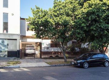 Casa · 229m² · 4 Quartos · 5 Vagas · Casa para Venda - 229.18m², 4 dormitórios, sendo 4 suites, 5 vagas - Cavalhada